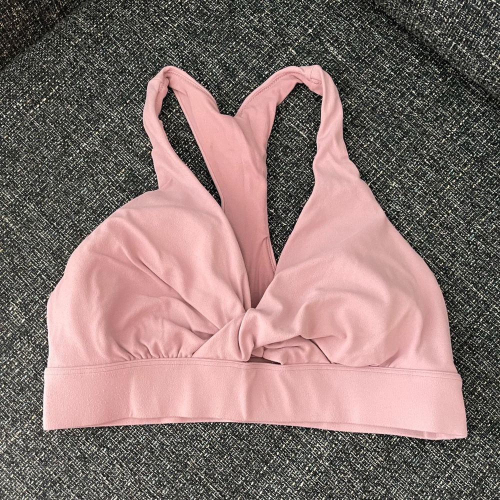 LULU CROSSWAIST LEGGING AND BRA